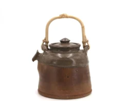 Théière en grès de Pierre Digan avec anse en bambou, La Borne années 60
