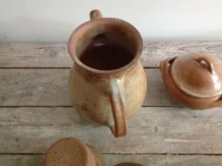 Théière en grés et son sucrier