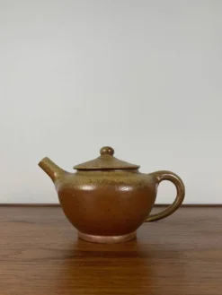 Théière en grès original , année 1960
