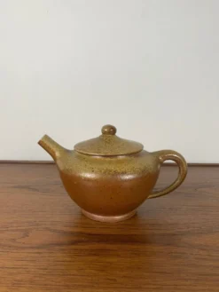 Théière en grès original , année 1960