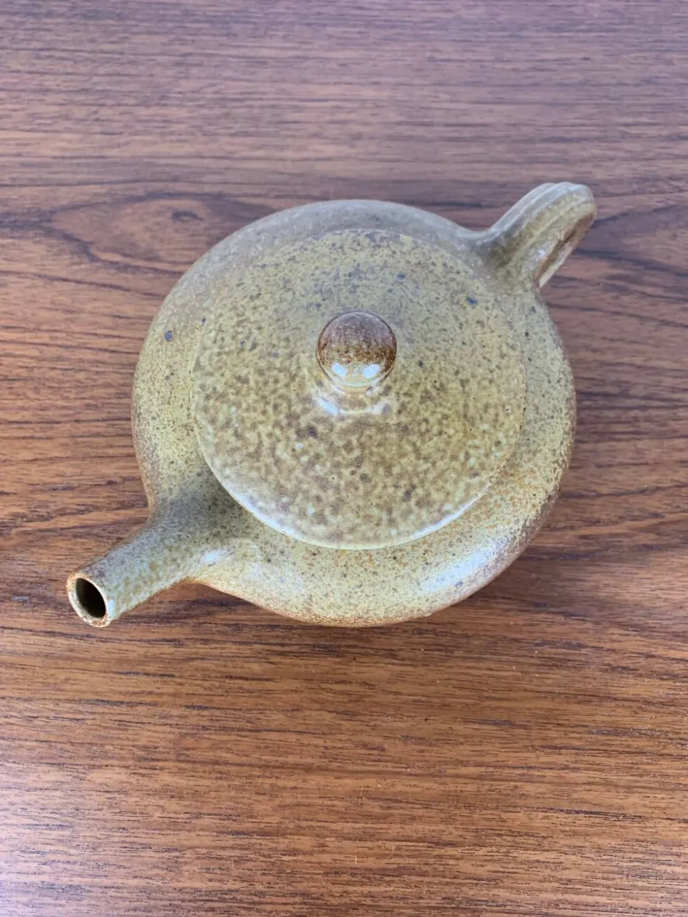 Théière en grès original , année 1960