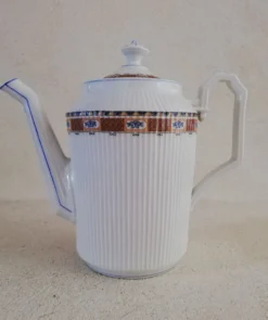 Théière en porcelaine
