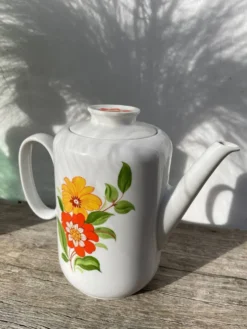 Théière en porcelaine à fleurs 1970 céramique italienne