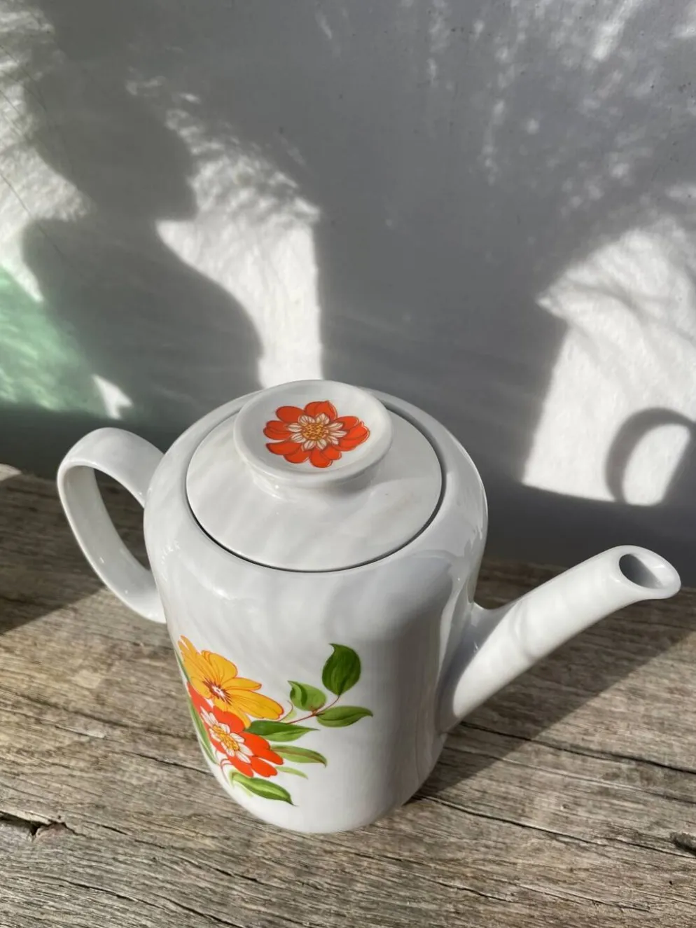 Théière en porcelaine à fleurs 1970 céramique italienne