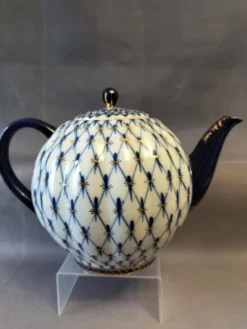Théière en porcelaine Lomonosov, 1970-1986