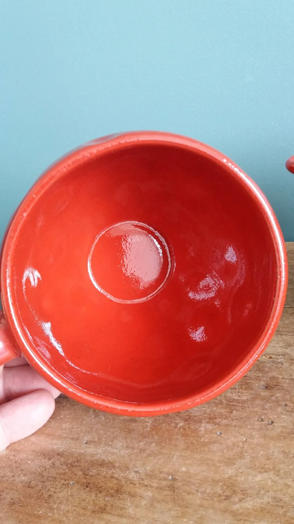 Théière et tasse en forme de fraise