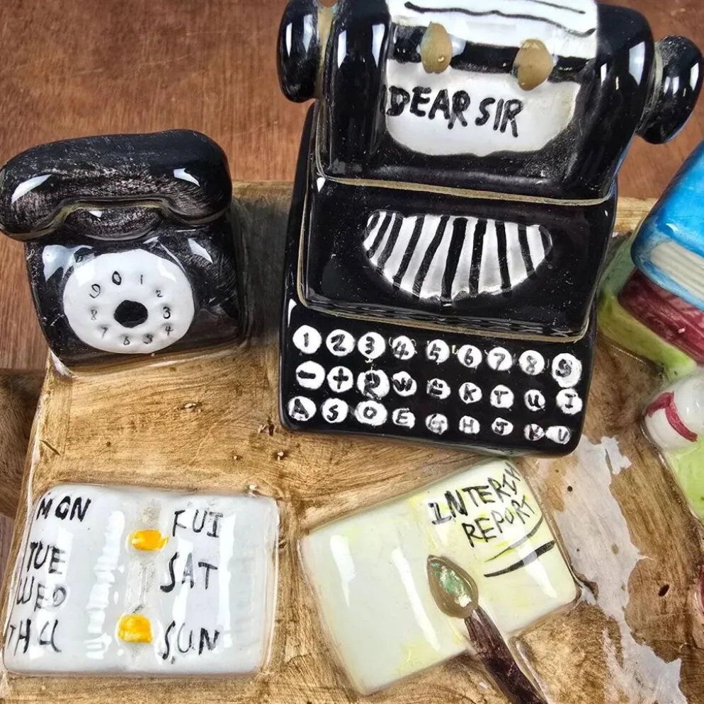 Théière fantaisie Bureau rétro téléphone & machine à écrire
