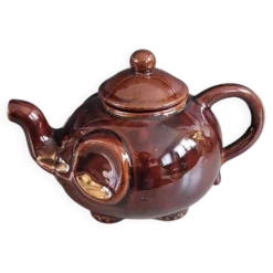 Théière éléphant en porcelaine marron