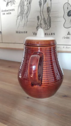 Théière à rayures vintage en grès