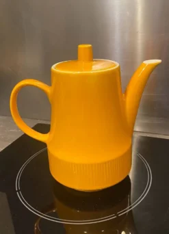 Théière vintage en céramique