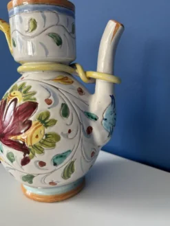 Théière vintage en céramique italienne peinte à la main