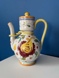 Théière vintage en céramique italienne peinte à la main