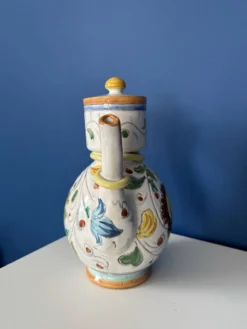 Théière vintage en céramique italienne peinte à la main