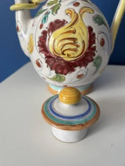 Théière vintage en céramique italienne peinte à la main