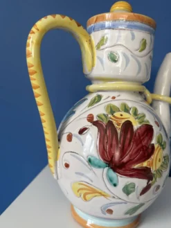 Théière vintage en céramique italienne peinte à la main
