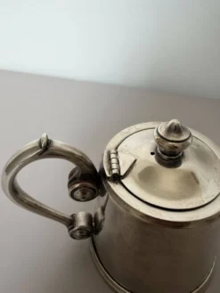 Théière vintage en métal argenté Maison Arthaud 240540