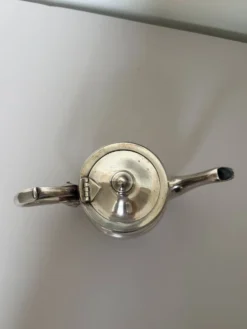 Théière vintage en métal argenté Maison Arthaud 240540