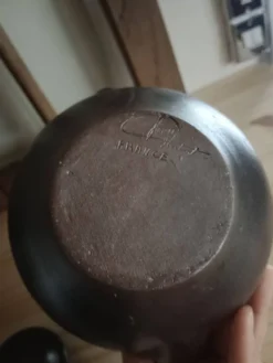 Théière vintage en terre cuite brune émaillée Jean Dubost