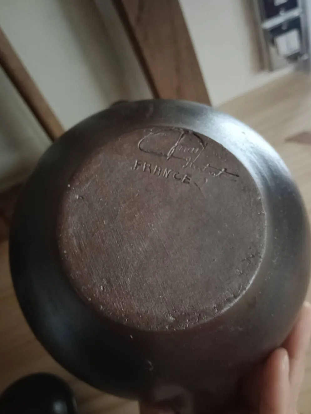 Théière vintage en terre cuite brune émaillée Jean Dubost