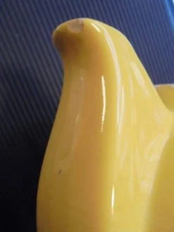 Théière vintage jaune