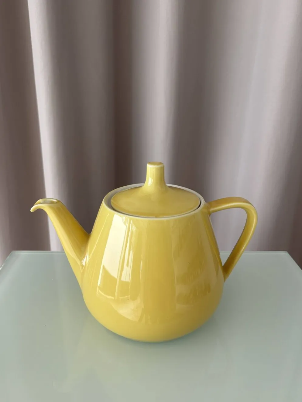 Théière vintage Villeroy & Boch jaune, Luxembourg