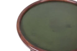 Thonet. Paire de guéridons à 2 plateaux en hêtre teinté. Années 1900.