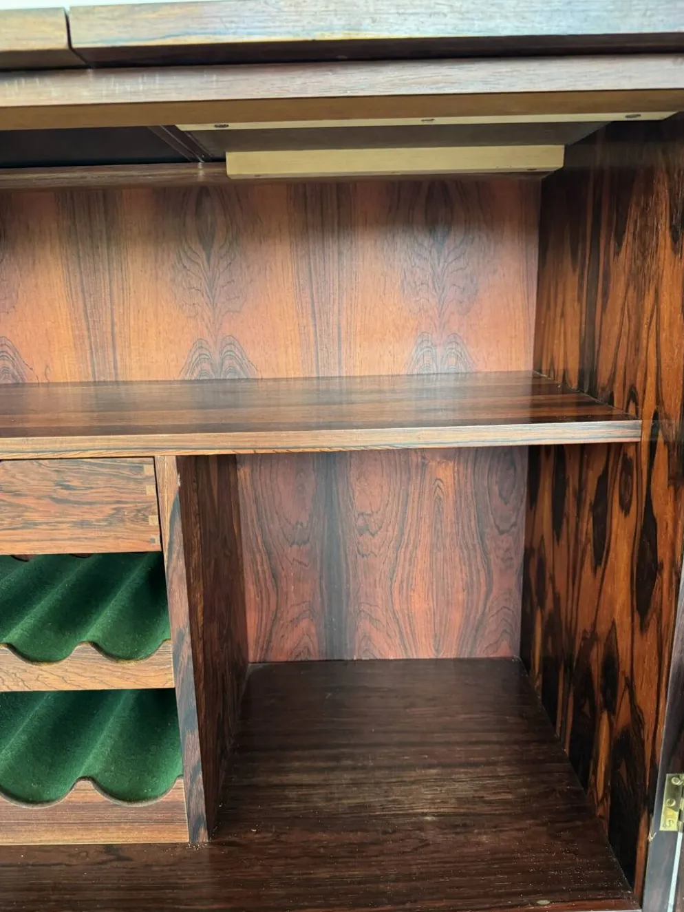Torbjørn Afdal "Times" Bar Cabinet pour Bruksbo, Norvège, vers 1960.