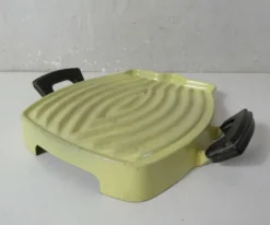 Tostador Le Creuset design Raymond Loewy