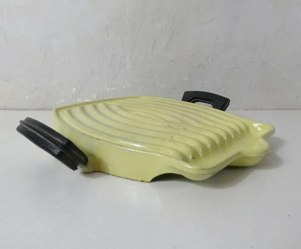 Tostador Le Creuset design Raymond Loewy