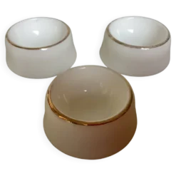 Trio de coquetiers en opaline