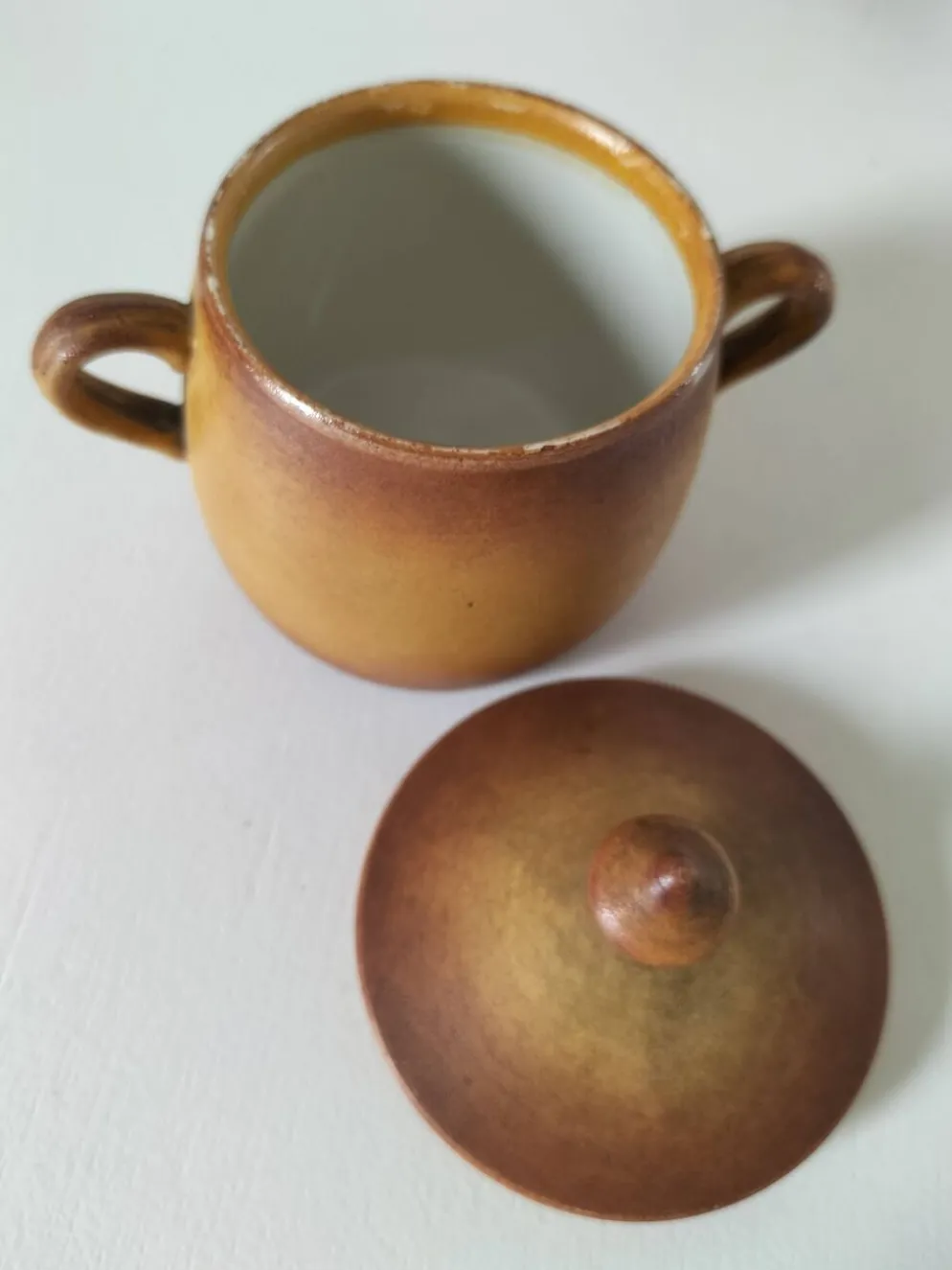 Trio de mini cocottes Pillivuyt en porcelaine – années 30-40