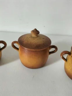 Trio de mini cocottes Pillivuyt en porcelaine – années 30-40