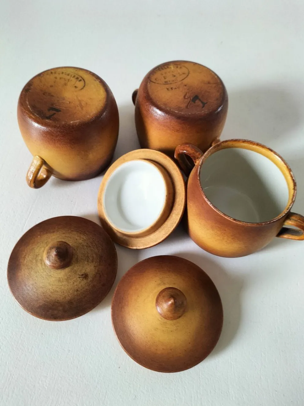 Trio de mini cocottes Pillivuyt en porcelaine – années 30-40