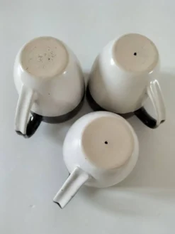Trio de mugs bicolores grès émaillé esprit atelier café