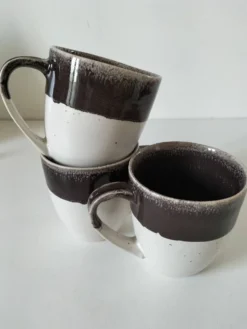 Trio de mugs bicolores grès émaillé esprit atelier café