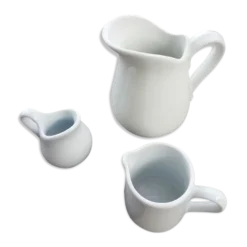 Trio de pot à lait en porcelaine blanche
