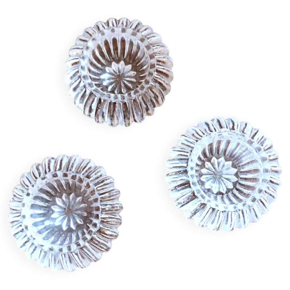 Trio de salières, poivrières, salerons en verre moulé