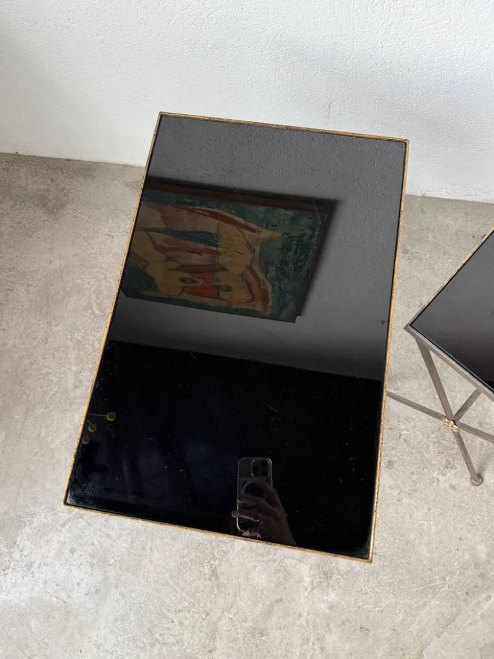 Trio de tables gigognes dans le goût de Jacques Adnet, années 50