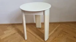 Trio de tabourets ou tables d'appoint du milieu du siècle, Olaf Von Bohr pour Gedy, Italie, années 1970.