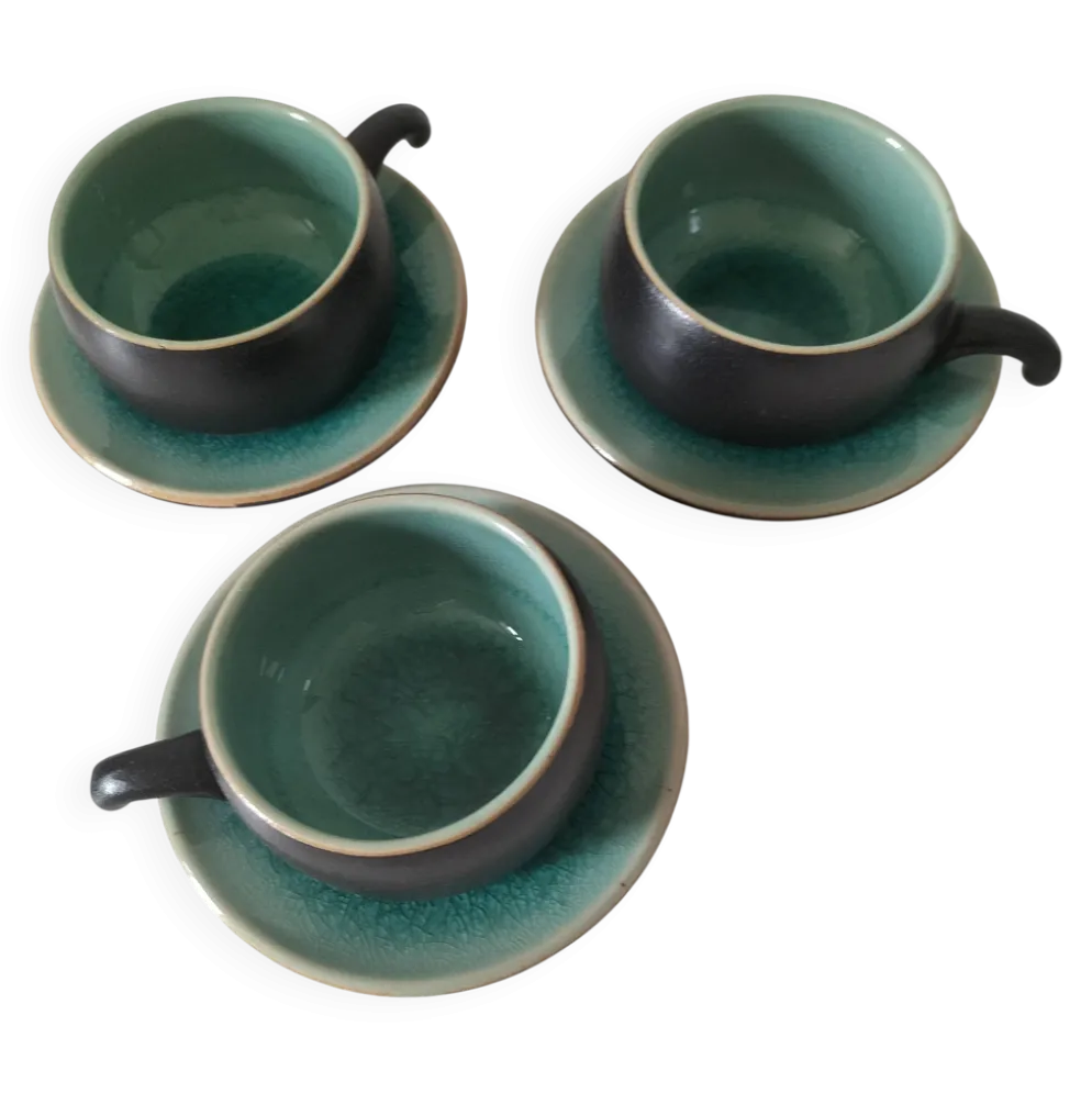 Trio tasses et soucoupes en céramique – émail turquoise craquelé