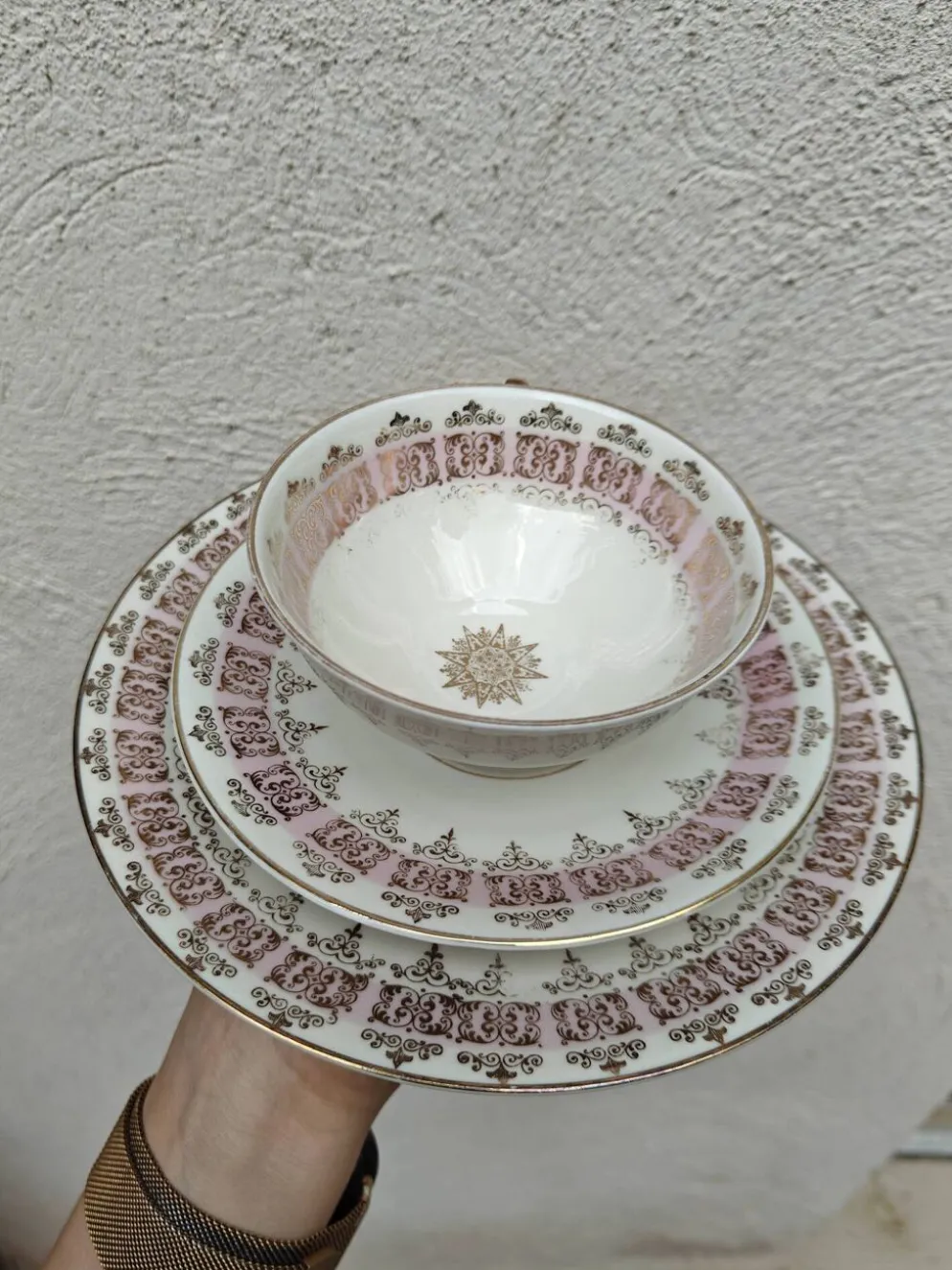 Trio à thé/café vintage Schlottenhof Bavaria, Décor baroque rosé&or 1950s