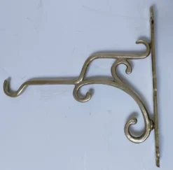 Trois patères laiton chrome aluminium début XXème