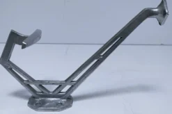 Trois patères laiton chrome aluminium début XXème
