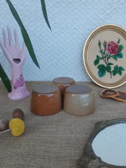 Trois ramequins en grès vernissé - vintage