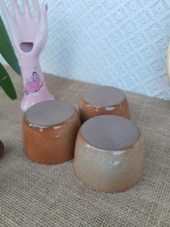 Trois ramequins en grès vernissé - vintage