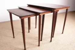 Trois tables Gigognes Danoise en Palissandre par Mobelintersia 1960.