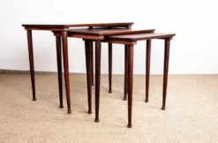 Trois tables Gigognes Danoise en Palissandre par Mobelintersia 1960.