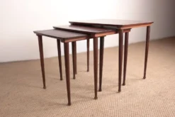 Trois tables Gigognes Danoise en Palissandre par Mobelintersia 1960.