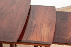 Trois tables Gigognes Danoise en Palissandre par Mobelintersia 1960.