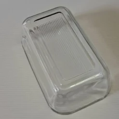 Très joli beurrier en verre de chez Arcoroc en très bon état
